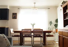 Greenwood Grove – A Cozy Stay with Modern Comforts - Image 2