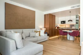 Riverside Apartment with Terrace - Image 5