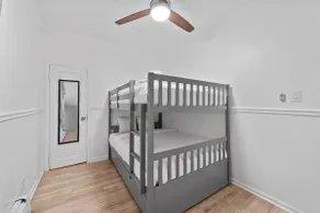 The Hudson Loft | 1 min to NYC Train | Sleeps 8+ - Image 4