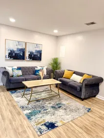 Modern Cozy Basement Apartment - Image 4