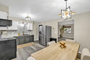 Quiet Furnished Townhome -Canton - Image 5