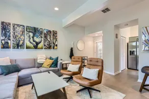 Bright Designer Townhouse | King Bed + Parking - Image 2