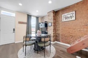 Charm City Bungalow - w/King Suite walk 2 stadiums - Image 2
