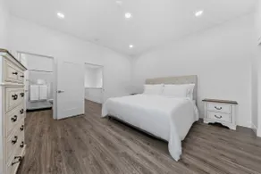 The Topaz Suite - Image 2