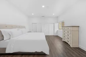 The Topaz Suite - Image 5