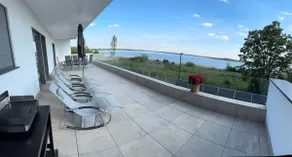Luxurious villa on Lake Goitzsch - Image 3