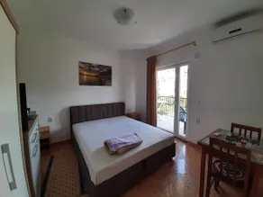 Apartmant 6 - Image 3