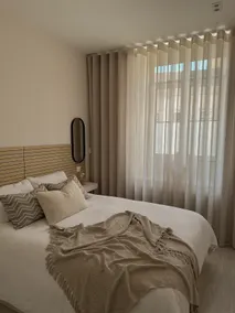 The Urban Central Flat - Image 2