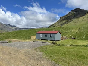 Mountain Cabin near Skógafoss - Image 5