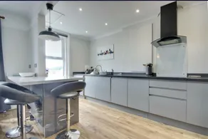 Lennox Lodge 2 - Image 4