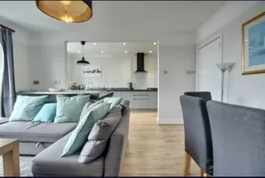 Lennox Lodge 2 - Image 3