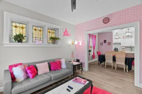 Barbee's Dream Home Near Botanical Gardens - Image 3