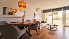 SeaHomes Vacations - Seafront Mediterranean Ap & PKG - Image 2