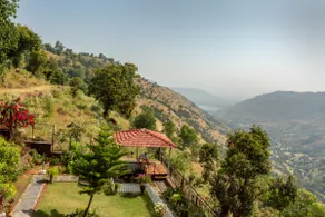 Villa in Panchgani | Verandah by the Valley - Image 5