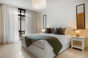 Acosta 3 by Asola Property - Image 5