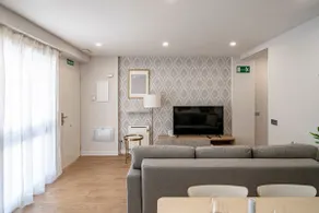 Brand new modern home in Madrid - Image 2