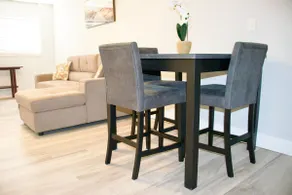Cozy Guest House - Image 5