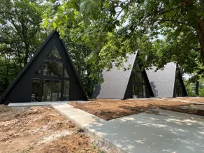 New A-Frame Cabin by Des Moines (Hackberry theme)! - Image 2