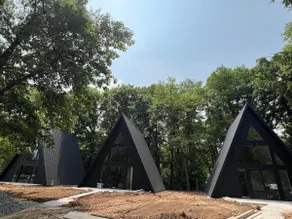 New A-Frame Cabin by Des Moines (Hackberry theme)! - Image 3