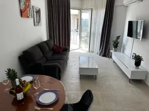 Seaview apartment with garden & pool - Image 5
