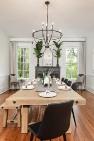 Historical Modern Luxury Home, 5 Bedrooms/8 Beds - Image 3