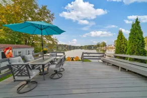 Cozy Waterfront Lake House: 5 mins from ski slopes - Image 2
