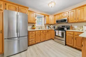 Cozy Waterfront Lake House: 5 mins from ski slopes - Image 4