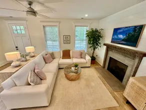 Wharf Street Coastal Escape - 3BR Old Town Luxury - Image 3