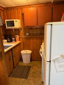 Rustic Cabin 2 - Vagabond Resort - Image 5
