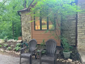 Comfortable retreat w/sounds of nature! Firepit - Image 4