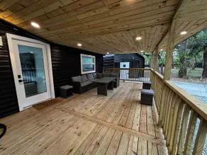 Exclusive Farmhouse Villa with Hot Tub Retreat - Image 4