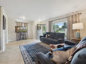 Family Friendly 4 Beds/Sleeps 6 - Image 5