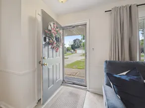 Family Friendly 4 Beds/Sleeps 6 - Image 2