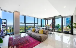Premium 3Bed Luxury with Infinity Pool & Gym - Image 2