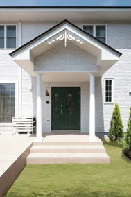 Whitewashed English-style villa | Wood stove & BBQ | Maximum of 19 people | Pola Resort Karuizawa Muse - Image 2