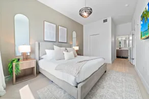{Seashell} King Beds • Beach • Hard Rock Stadium - Image 3