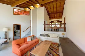 Spacious and comfortable home - Image 2
