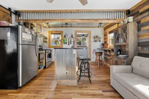 Walsh's Studio Cabin - Image 4