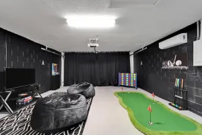 Private Hot Tub — Close to Beaches — Fun Game Room - Image 3