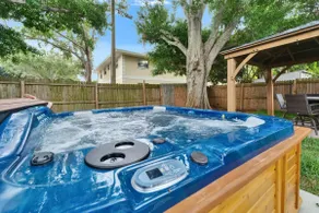 Private Hot Tub — Close to Beaches — Fun Game Room - Image 2