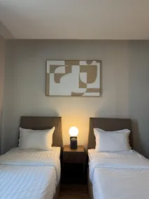 Luxury 2BR Janabiyah | Balcony | Near Liwan Mall - Image 4