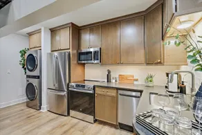 Executive Urban Suite - Downtown Jackson - Image 4
