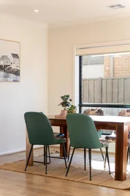 A Quiet Bright & Stylish Family Home - Image 2