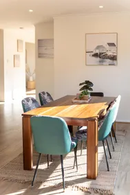 A Quiet Bright & Stylish Family Home - Image 5