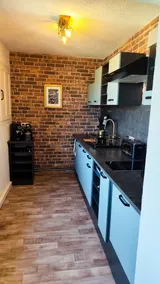 Golden Hop Apartments - Image 5