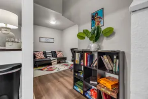 Tulsa Getaway w/Pergola-Grill-TV's in Every Room - Image 5