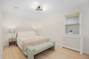 Home away from home - Image 5