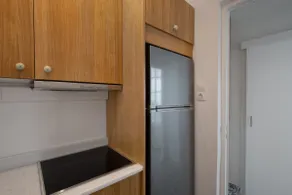 New Renov. Gorgeous 3Br Apt in Prime Location - Image 3