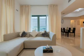 Modern 1BR Gem on Reem Island - Image 3
