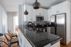 Sunny chic Avondale 4 bed 3 bath - Image 4